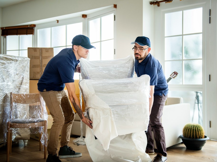 6065c62526036a3cd2a6653f_moving-services